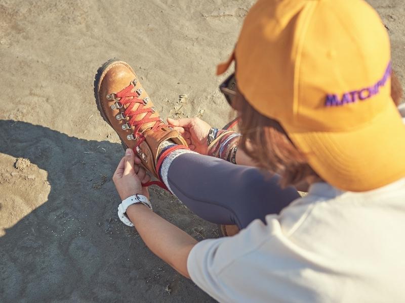 Identifiez tout inconfort lors du rodage des chaussures de randonnée